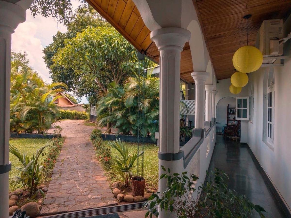 Hotel The Mango à Kandy Extérieur photo